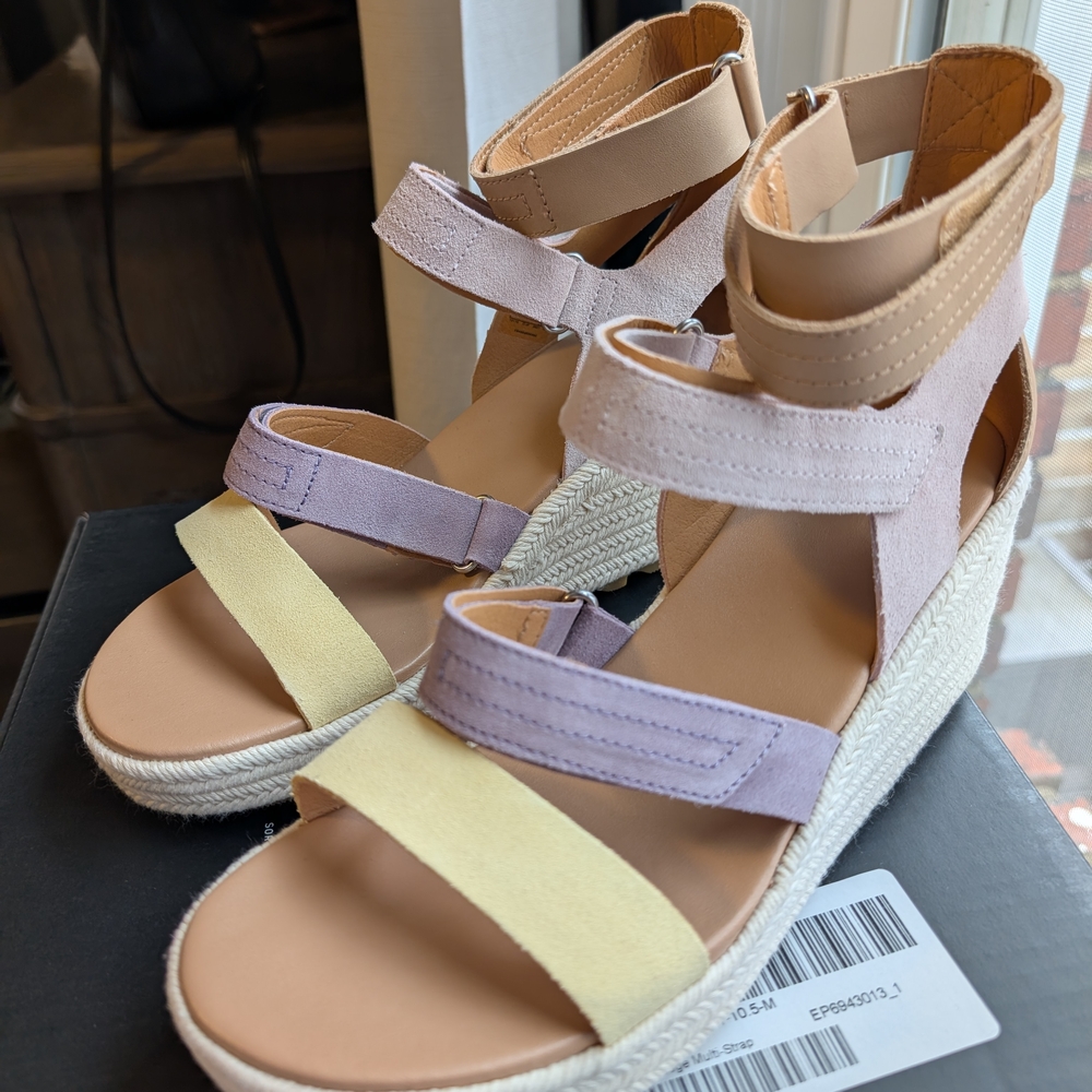Stylish Women's Sandals with Wedge Heel